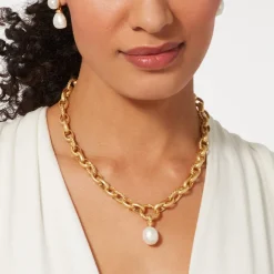 The Met Store Necklaces*Cypriot Twist Pearl Chain Pendant Necklace