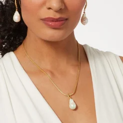 The Met Store Necklaces*Cypriot Twist Pearl Pendant Necklace